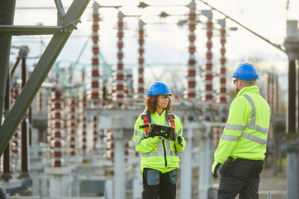 Best Electrical Contractors for Businesses  in Norwood, OH